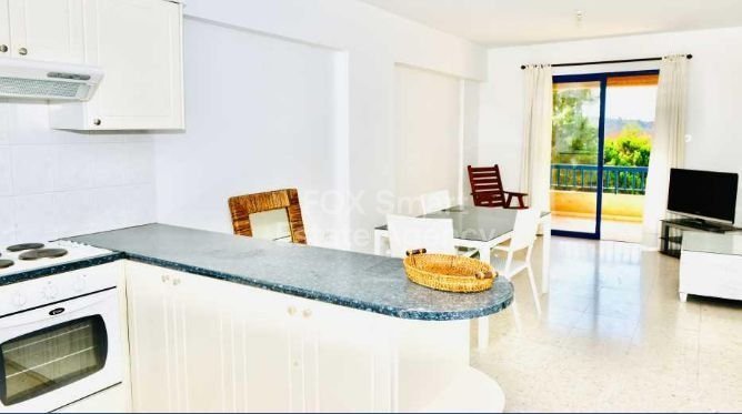 Apartment in Tala - view 1