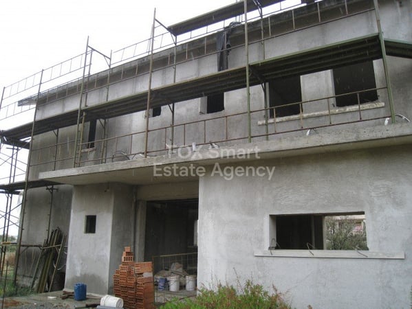 House in Pera - view 1