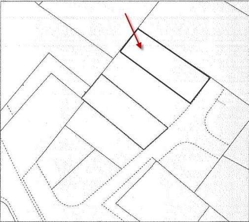 Land in Pera - view 1