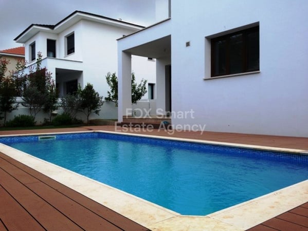 House in Strovolos - view 1