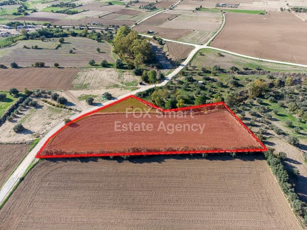 Land in Nicosia - view 1