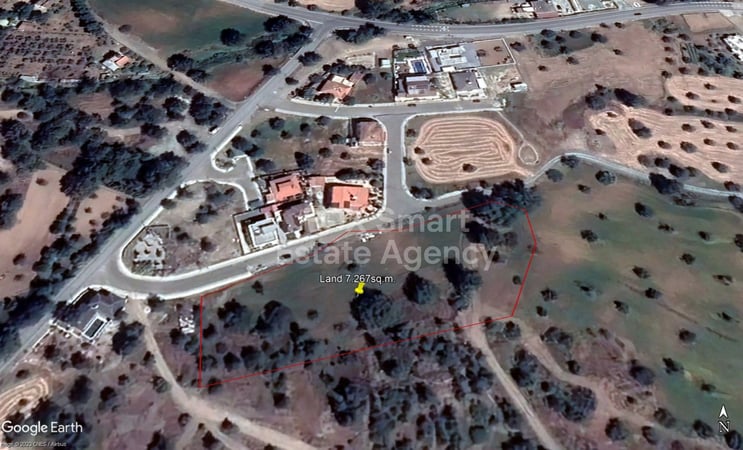 Land in Larnaca - view 1