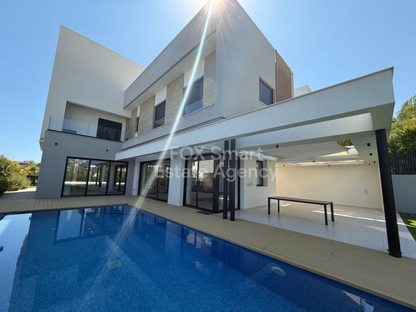 House in Agios Tychon - view 1