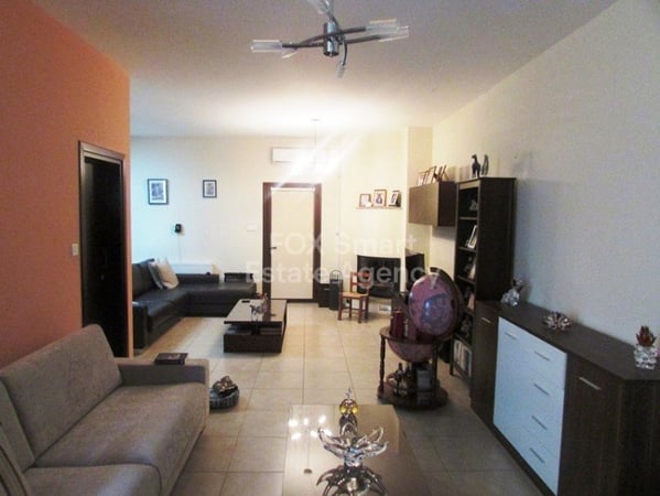 House in Palaiometocho - view 1