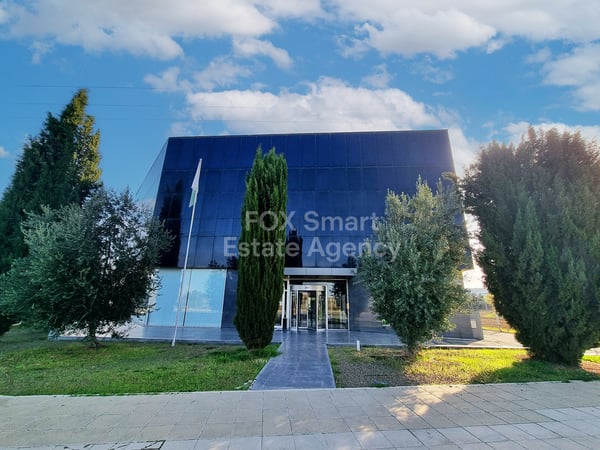 House in Dali - view 1