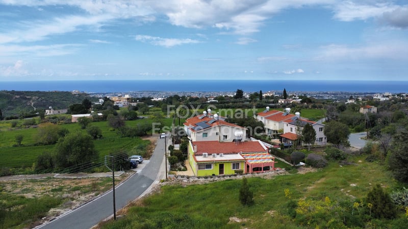 Land in Armou - view 1