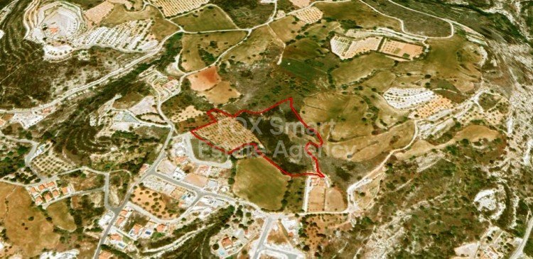 Land in Armou - view 1