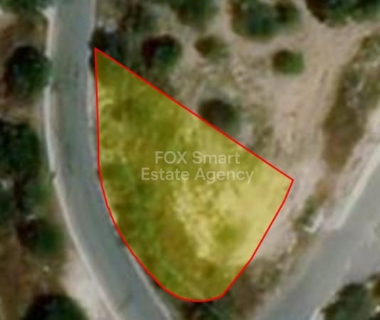 Land in Armou - view 1