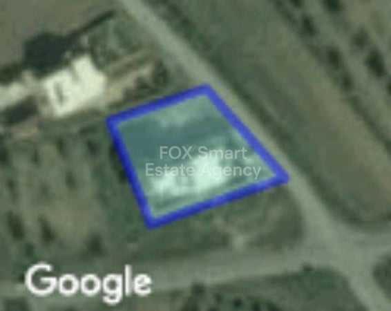 Land in Geri - view 1
