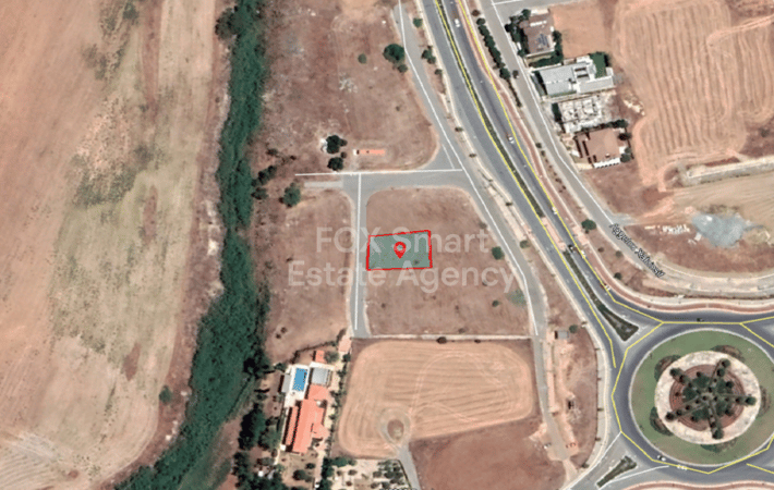 Land in Strovolos - view 1