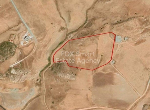 Land in Anarita - view 1