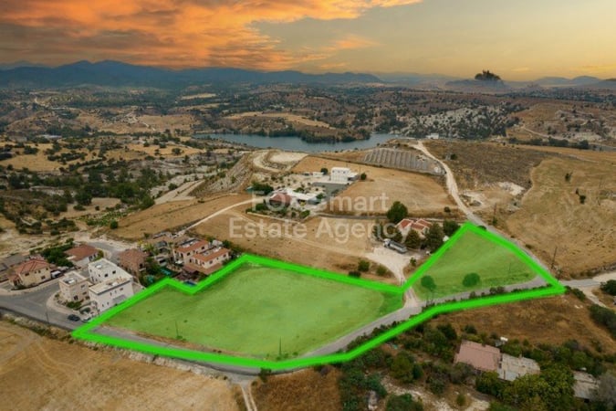 Land in Kampia - view 1