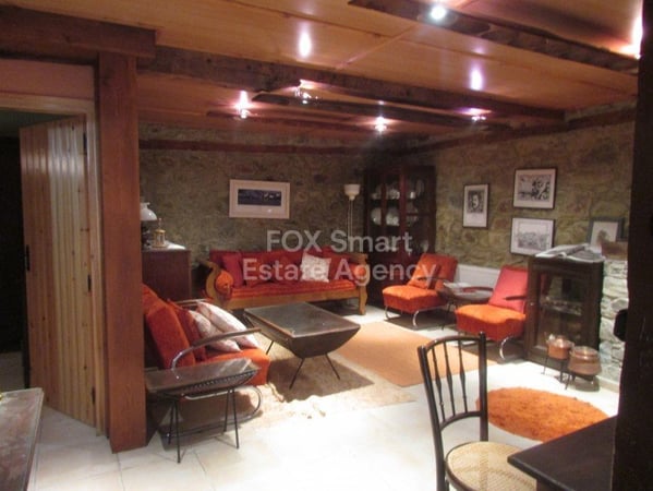 House in Pedoulas - view 1