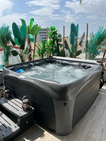 Apartment in Mesa Geitonia - view 1