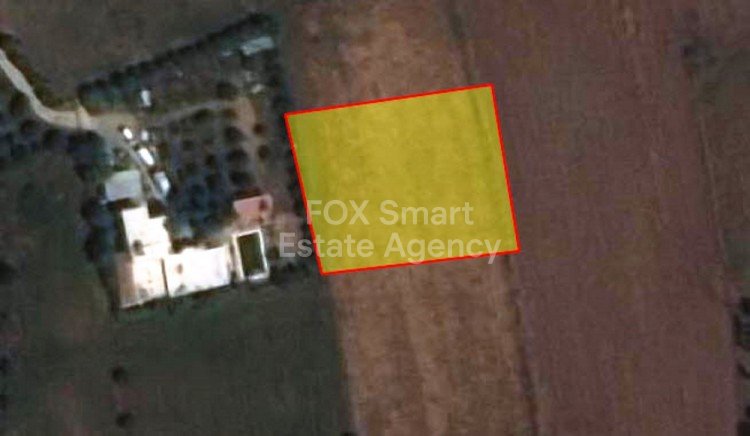 Land in Agioi Trimithias - view 1