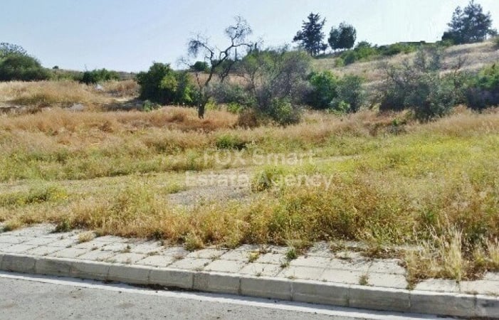 Land in Aglantzia - view 1