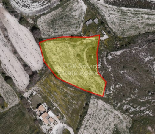 Land in Yeroskipou - view 1