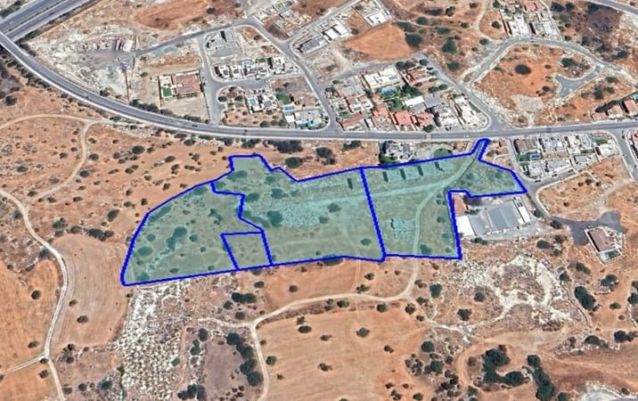 House in Ypsonas - view 1