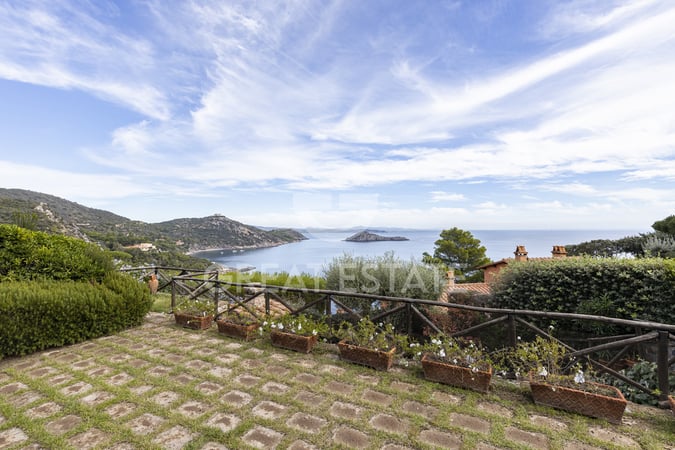 House in Monte Argentario - view 1