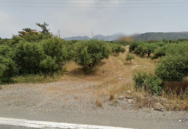 House in Agios Nikolaos - view 1