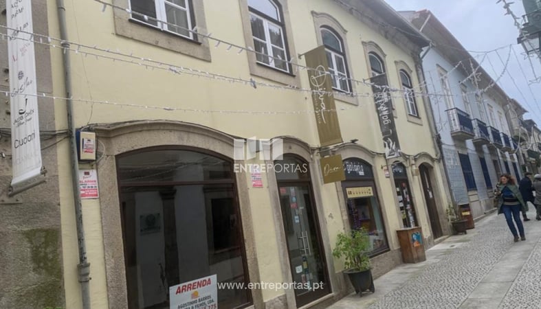 House in Meadela - view 1