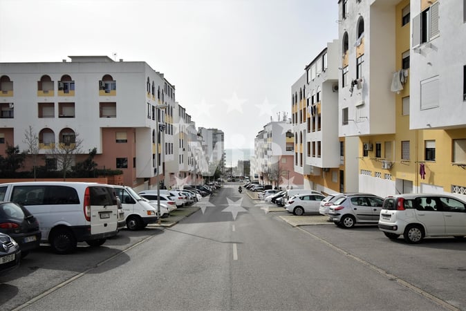 Apartment in Canhestros - view 1