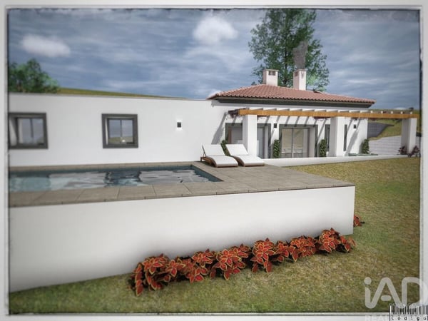 House in Santo Estevao - view 1