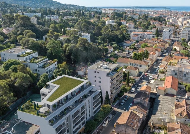 Apartment in Cannes - view 1