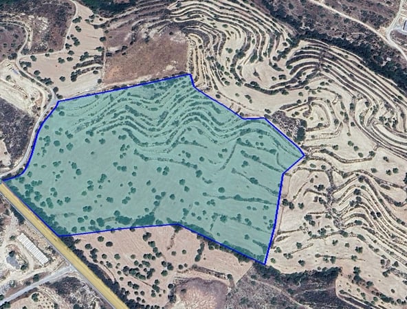 House in Paramytha - view 1