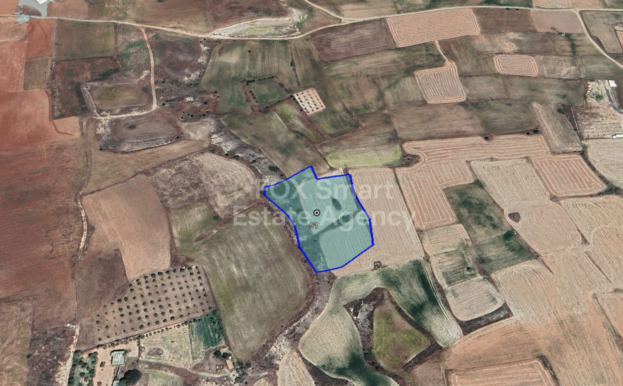 Land in Palaiometocho