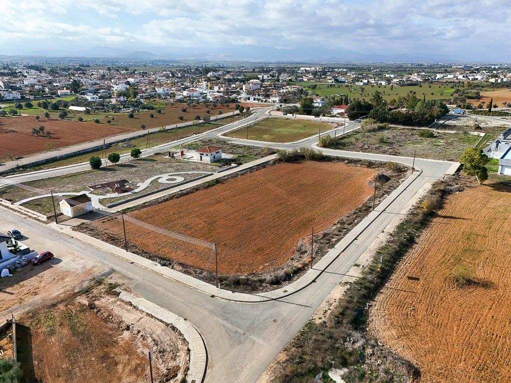 House in Kokkinotrimithia - Image 3