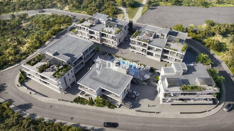 Apartment in Yeroskipou - view 1