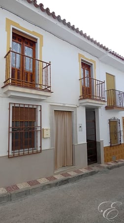 Villa in Riogordo - view 1