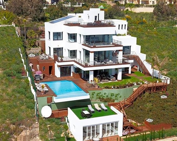 Villa in Manilva - view 1