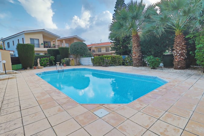 Apartment in Pegeia - view 1