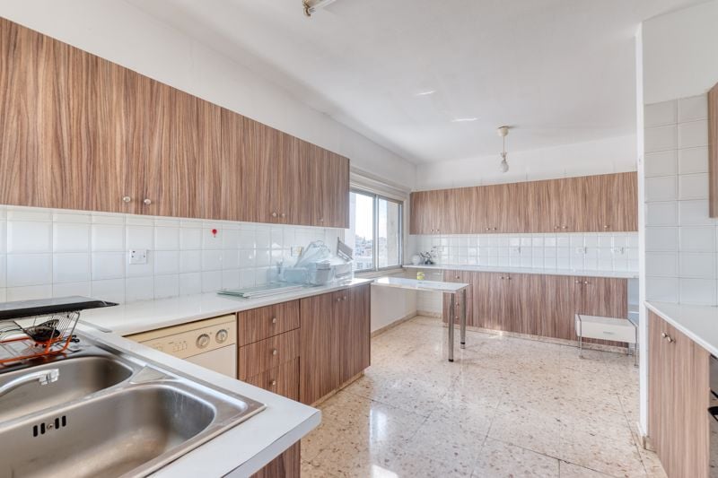 Apartment in Larnaca - Image 3