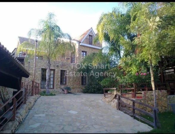 House in Kaliana - view 1