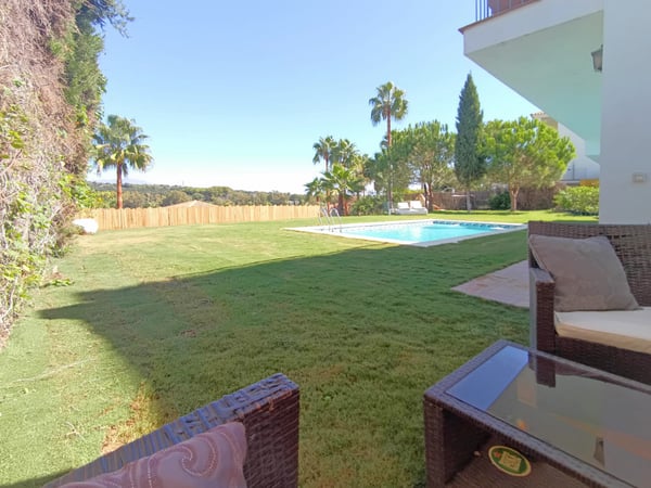 Villa in San Roque Club - view 1