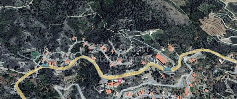 Land in Kyperounta - view 1