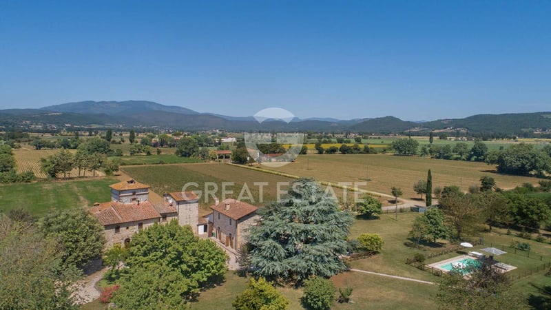 House in Anghiari - view 1