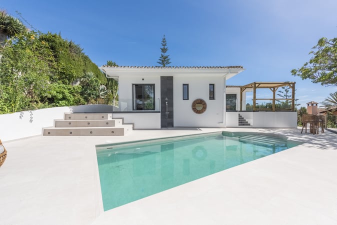 Villa in Marbella - view 1