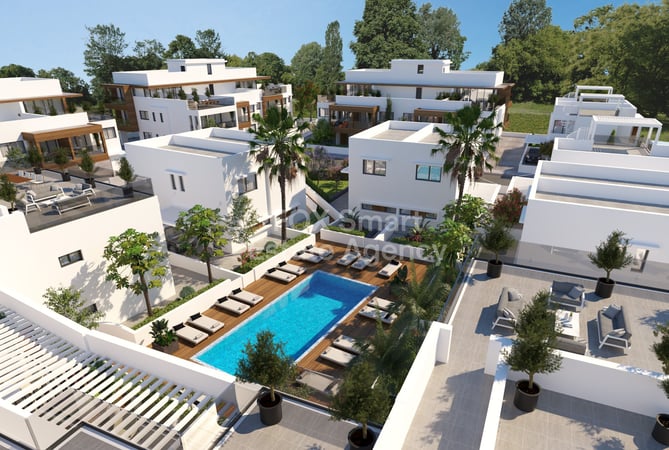 House in Kiti - view 1