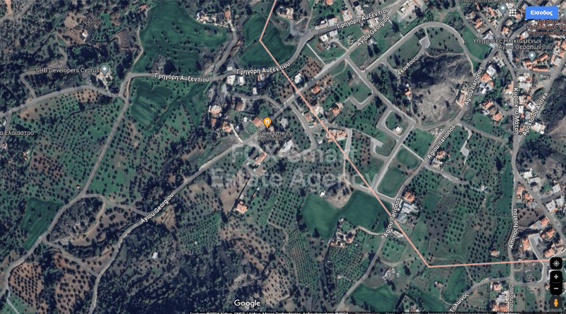 Land in Lythrodontas - view 1