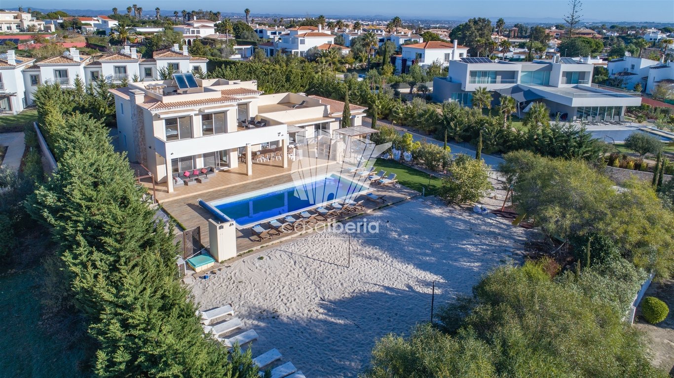 House in Carvoeiro - Image 3