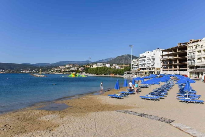 House in Agios Nikolaos - view 1