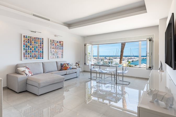 Apartment in Puerto Banus - view 1