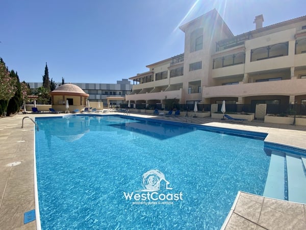 Penthouse in Ayios Theodoros - view 1