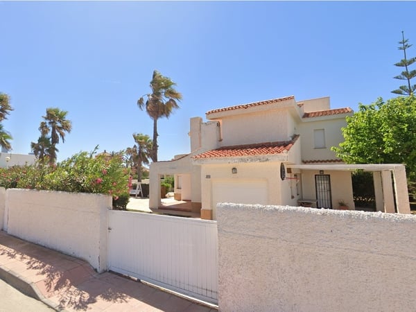 Villa in La Manga del Mar Menor - view 1