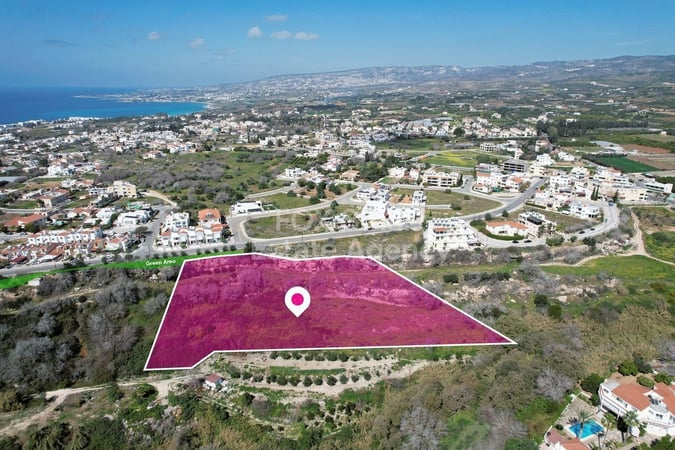 Land in Kissonerga - view 1