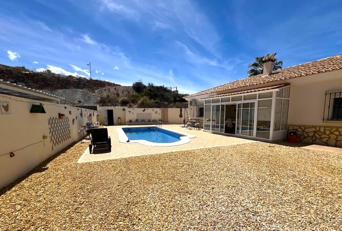 Villa in Almeria - view 1